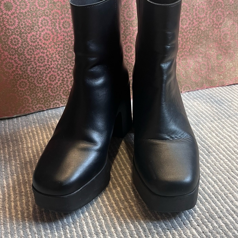INTENTIONALLY BLANK Black Heeled Boots